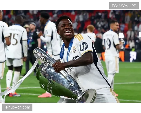 维尼修斯连续四场比赛进球 状态火热却难阻球队失利